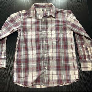 Old Navy long sleeve button up shirt. Size m/8. Color is maroon blue and white.